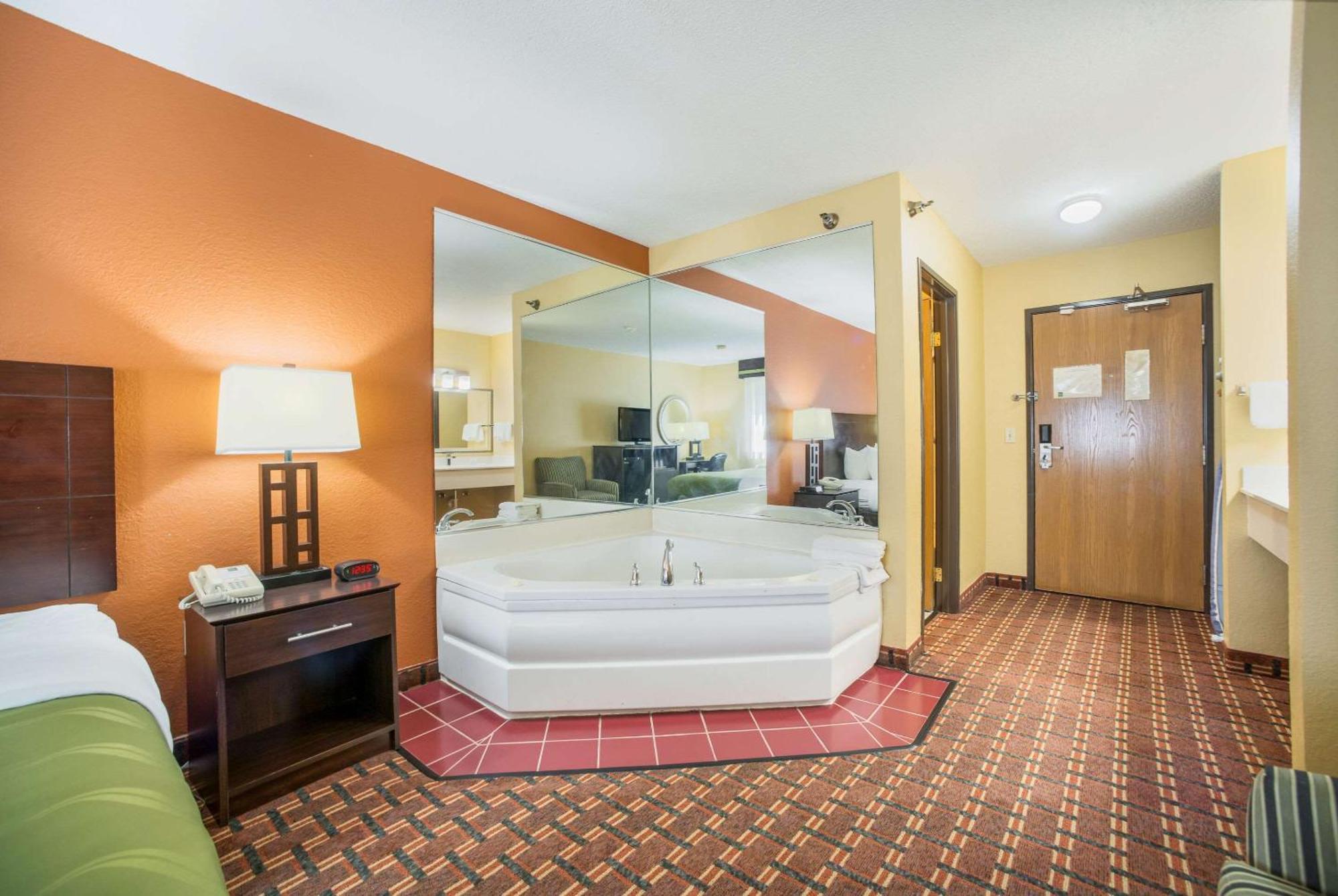 Quality Inn O'Fallon Il - St Louis Exterior foto